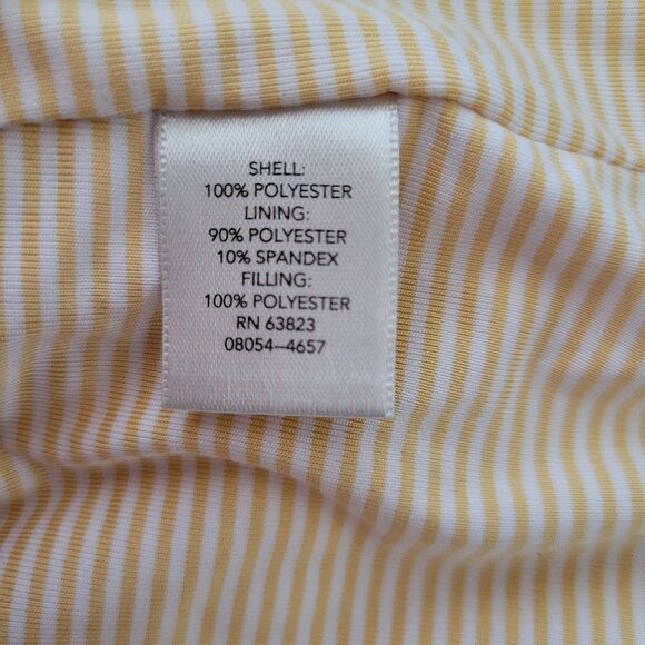 CJ Banks Full Zip Quilted Puffer Vest Women’s Plus 2X Light Yellow w/waffle knit - Picture 5 of 7